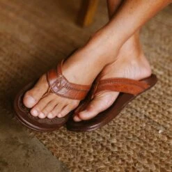 OluKai Hiapo - Rum / Dark Wood 14 OluKai Hiapo - Rum / Dark Wood -OluKai 10101 SK63 102