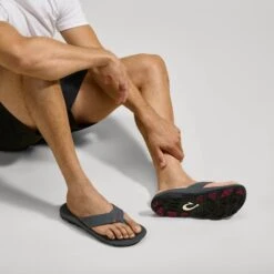 OluKai Kīpī - Dark Shadow -OluKai 10324 6C6C 102 M KIPI DkShadowDkShadow