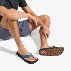 OluKai Ulele - Blue Fog / Lava Rock -OluKai 10435 BFLR 102 M ULELE BlueFogLavaRock