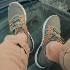 OluKai Mio Lī - Hunter / Lava Rock -OluKai 10440 HGLR 201 1