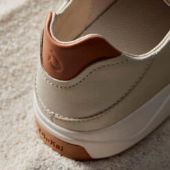 OluKai Lae‘ahi Lī ‘Ili - Tapa -OluKai 10445 2020 0103