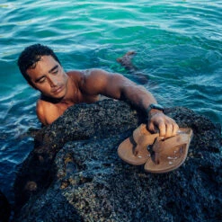 OluKai Tuahine - Toffee -OluKai 10465 3333 103