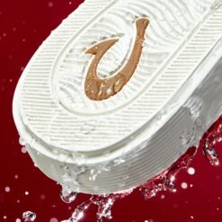 OluKai Leeward - Red Lava -OluKai 10532 7U7U 203 dae62839 4a0e 4d9e 887c 4c543890c6ac