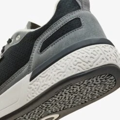 OluKai 'Anau-Rock / Lava Rock -OluKai 10545 RKLR 102