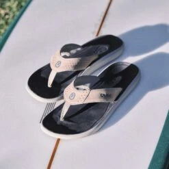 OluKai Pili - Ash / Mood Indigo 13 OluKai Pili - Ash / Mood Indigo -OluKai 10553 AUZN 103