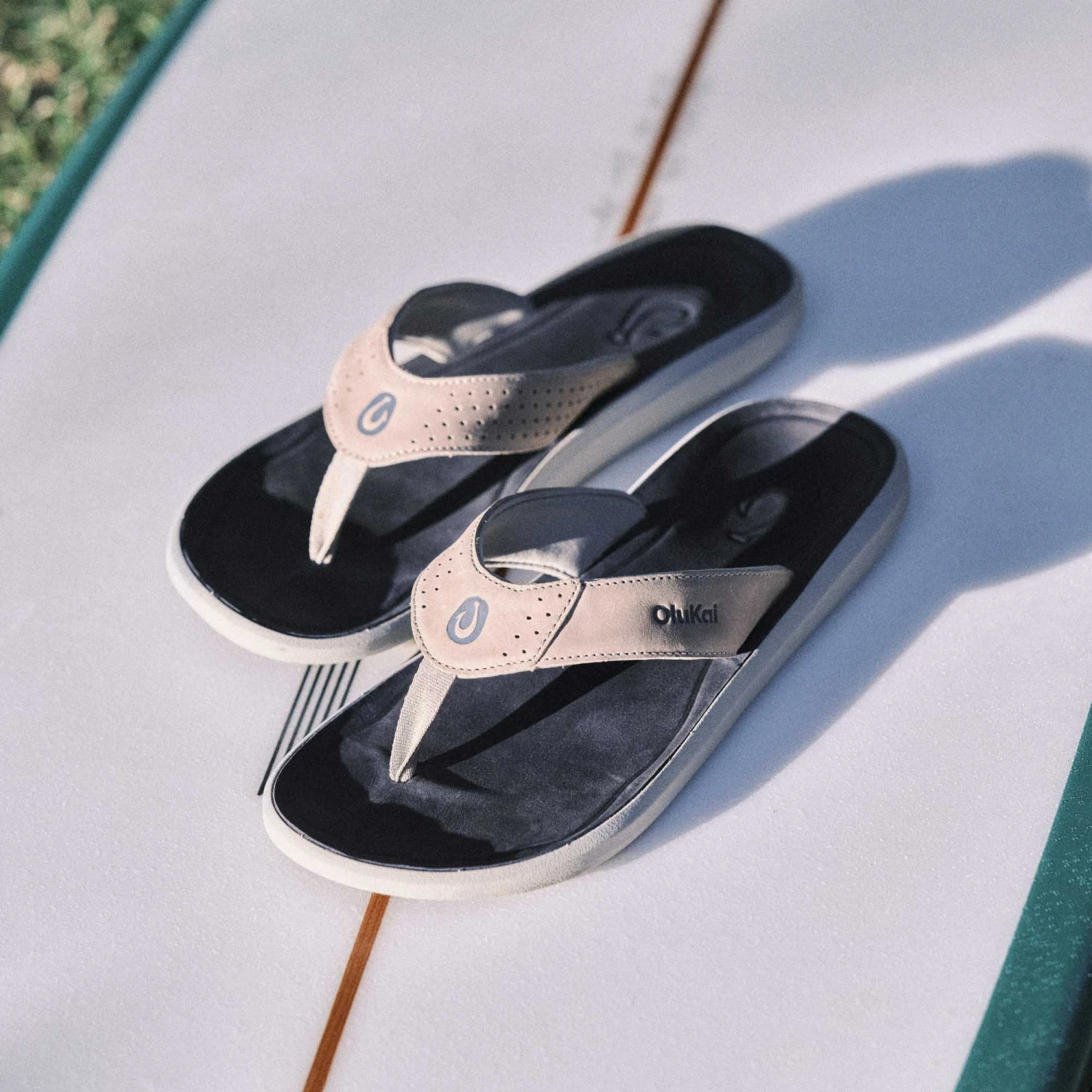 OluKai Pili - Ash / Mood Indigo 6 OluKai Pili - Ash / Mood Indigo - Image 4