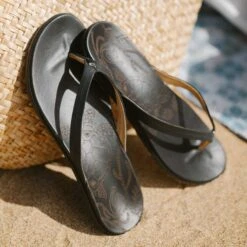 OluKai Honu - Black -OluKai 20436 4040 104