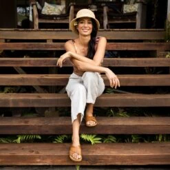 OluKai Kīpe‘a ‘Olu - Sahara 16 OluKai Kīpe‘a ‘Olu - Sahara -OluKai 20460 FMFM 101