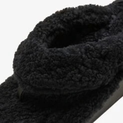 OluKai Kīpe'a Heu - Black 13 OluKai Kīpe'a Heu - Black -OluKai 20464 40V2 101