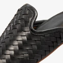 OluKai Mi‘i-Onyx / Onyx 12 OluKai Mi‘i-Onyx / Onyx -OluKai 20495 OXOX 101