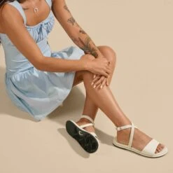 OluKai Tiare Wrap - White Sand -OluKai 20530 WSWS 102 W TIAREWRAP WhiteSandWhiteSand