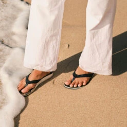 OluKai Southshore - Mood Indigo -OluKai 20532 ZNZN 103