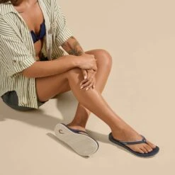 OluKai ‘Uiki - Mood Indigo -OluKai 20537 ZNZN 102 W UIKI MoodIndigoMoodIndigo