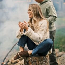 OluKai Mani - Dark Oak / Golden Sand -OluKai 20542 8LGS 102