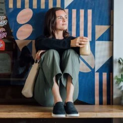 OluKai Pehuea Cozy-Lava Rock / Lava Rock -OluKai 20548 LRLR 06