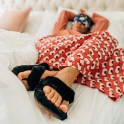 OluKai Kīpe'a Heu - Black 15 OluKai Kīpe'a Heu - Black -OluKai Kipe aHeu Black galleryimage 04 1