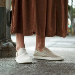 OluKai Pehuea - Tapa / Tapa -OluKai Pehuea Tapa galleryimage 07 9f9120d4 e0ae 4285 8de4 cc7c83f5bb6e